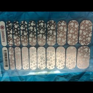 Jamberry Nail Wraps-Minnie Mouse
